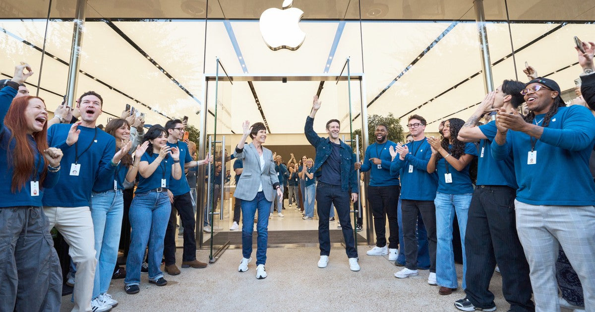 iPhone Duo llega a tiendas de Apple con demo en vivo y compra en más países